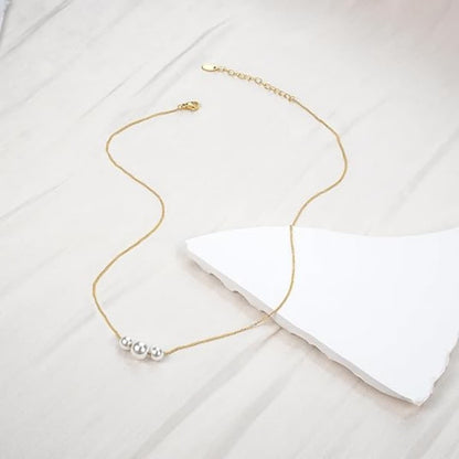 Dainty 3 Pearl Snake Chain Necklace for Women