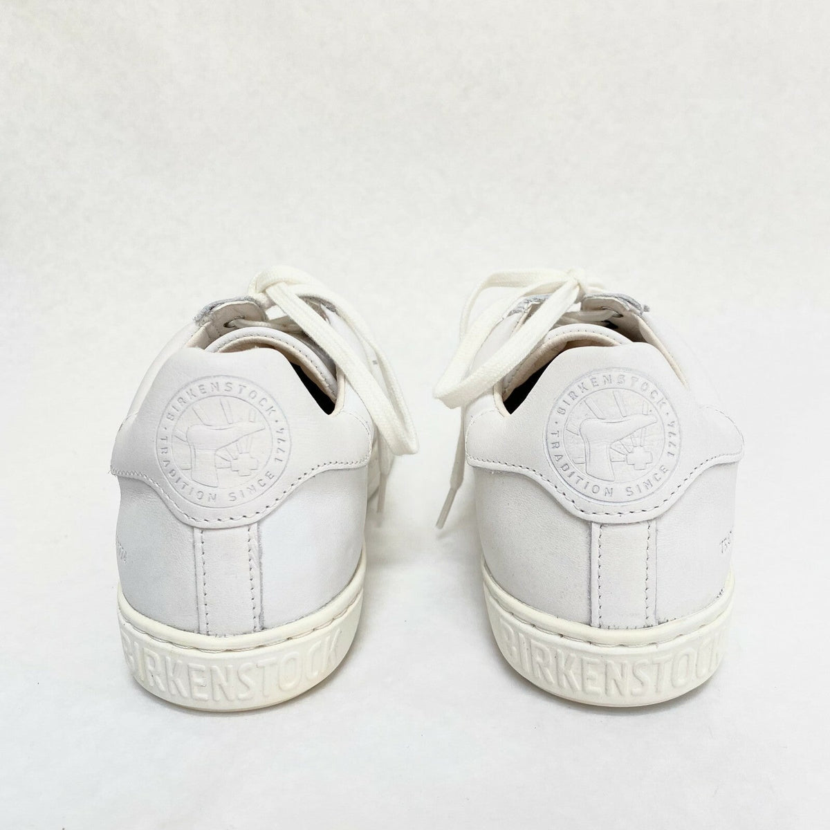 Birkenstock Unisex Levin Natural Leather White