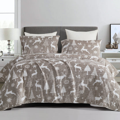 Elegant Comfort 4-Piece Holiday Christmas Velvet Plush Flannel Sheet Set