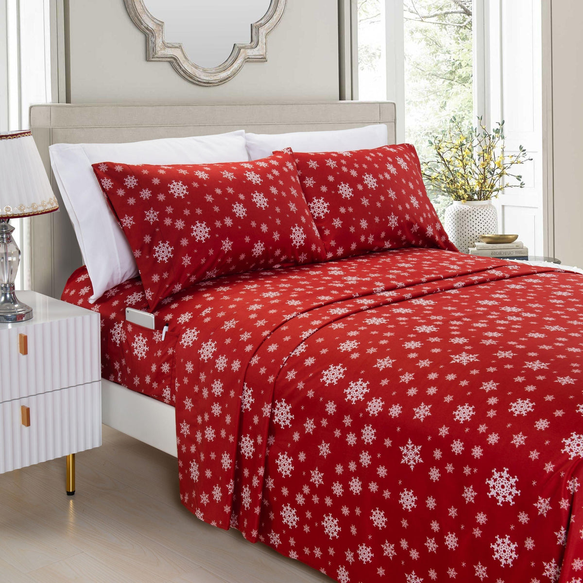 Elegant Comfort 6-Piece Christmas & Holiday Sheet Set - Soft as a Hotel Premium Quality