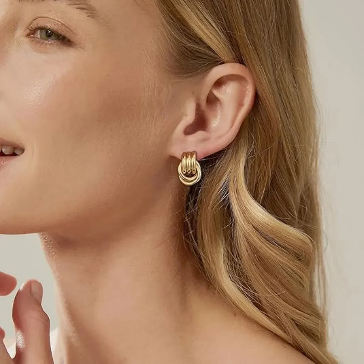 Bold Interlocking Chain Drop Earrings