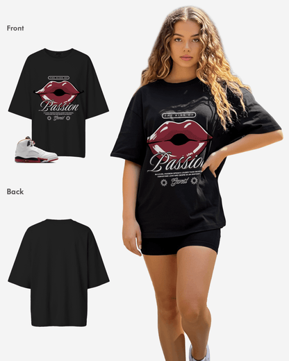 G West The Kiss Of Passion Oversized Women's T-Shirt