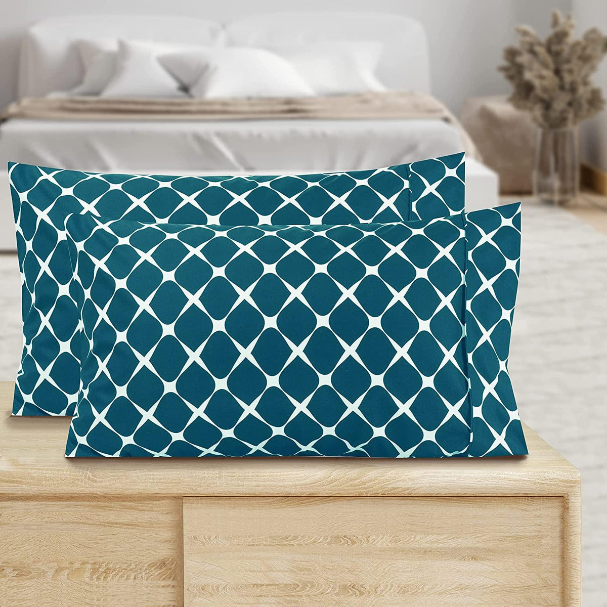 Elegant Comfort Set of 2 Bloomingdale Pattern - Pillowcases