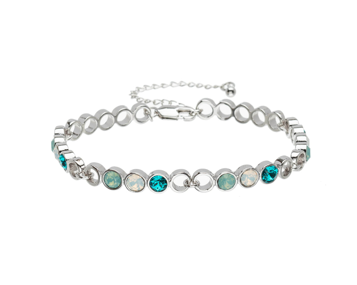 Adjustable Circular Linked Bracelet with Swarovski Crystals by callura