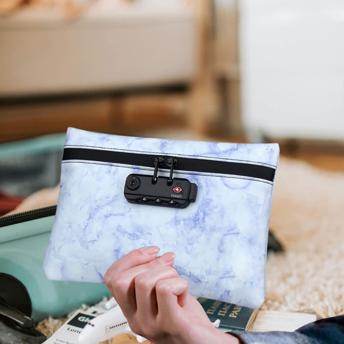 Clarissa SealSafe Pouch