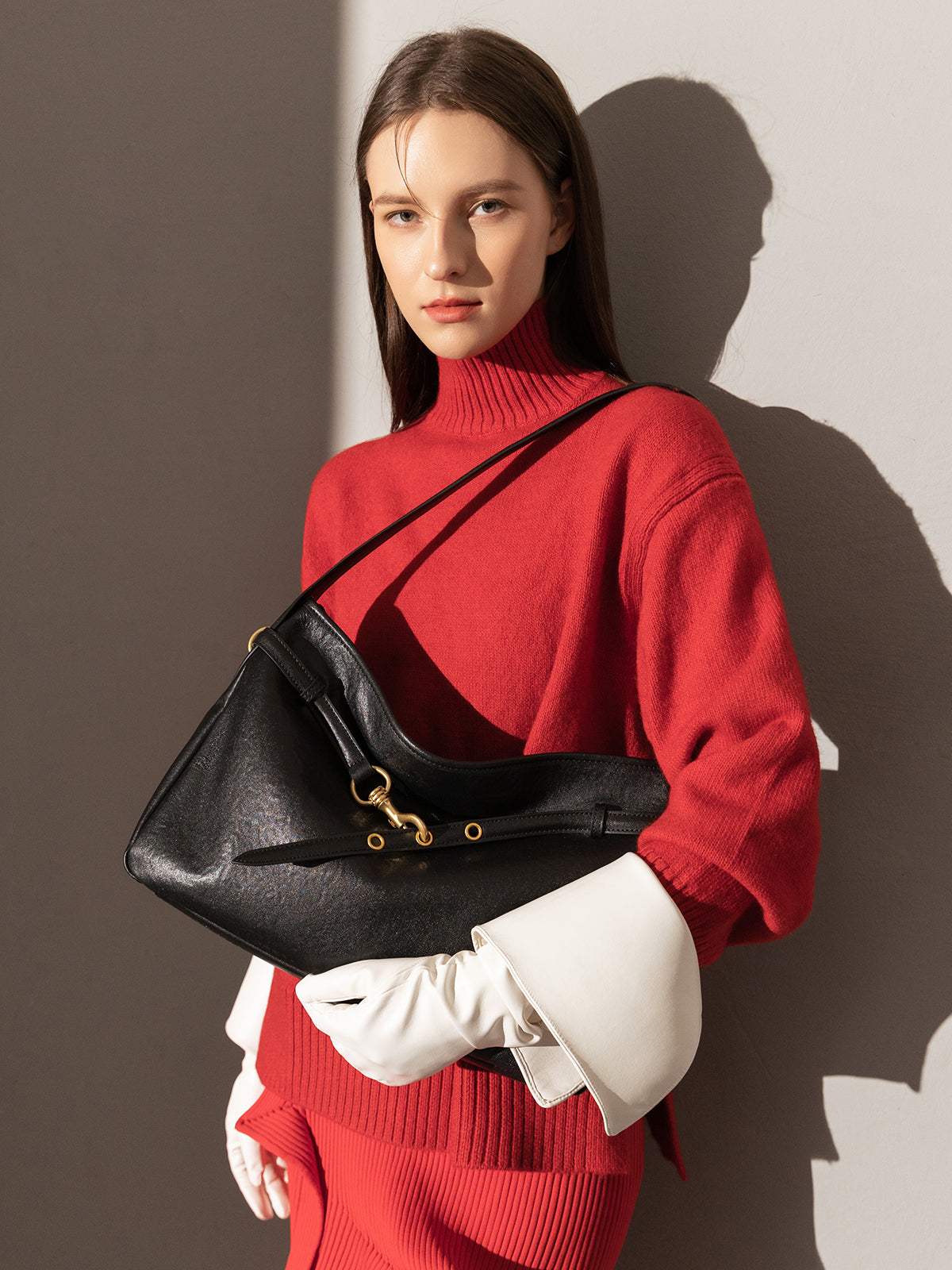 Medium Slouchy Leather Shoulder Bag