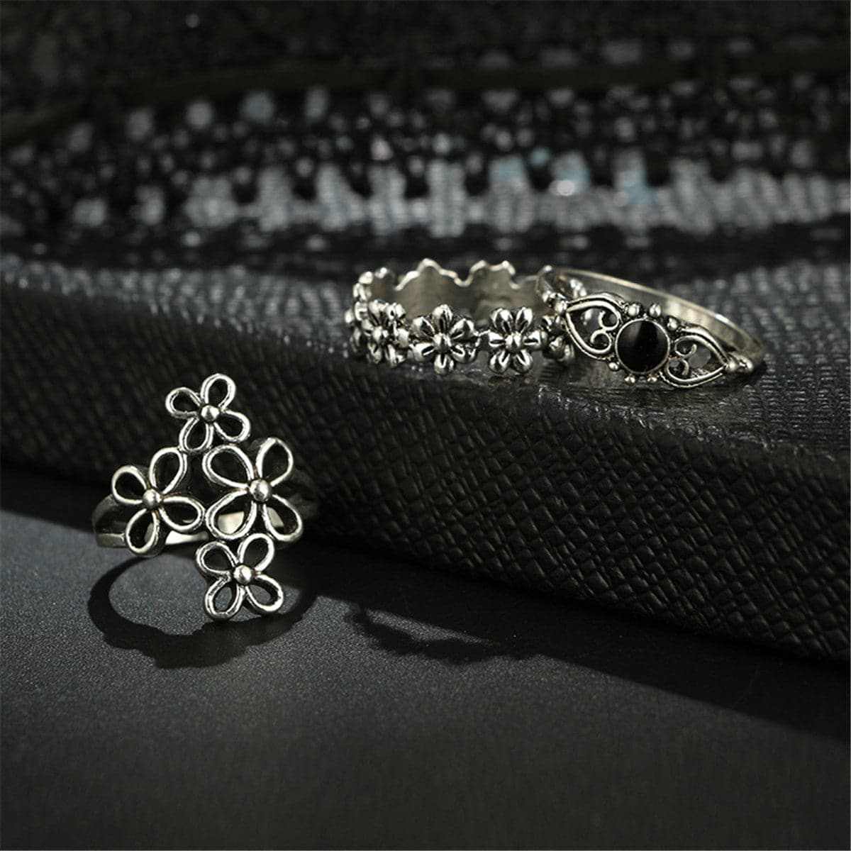 Black & Silvertone Botany Ring Set
