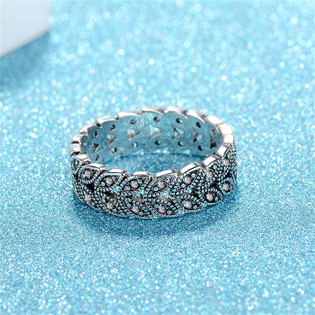Cubic Zirconia & Silvertone Leaves Band Ring