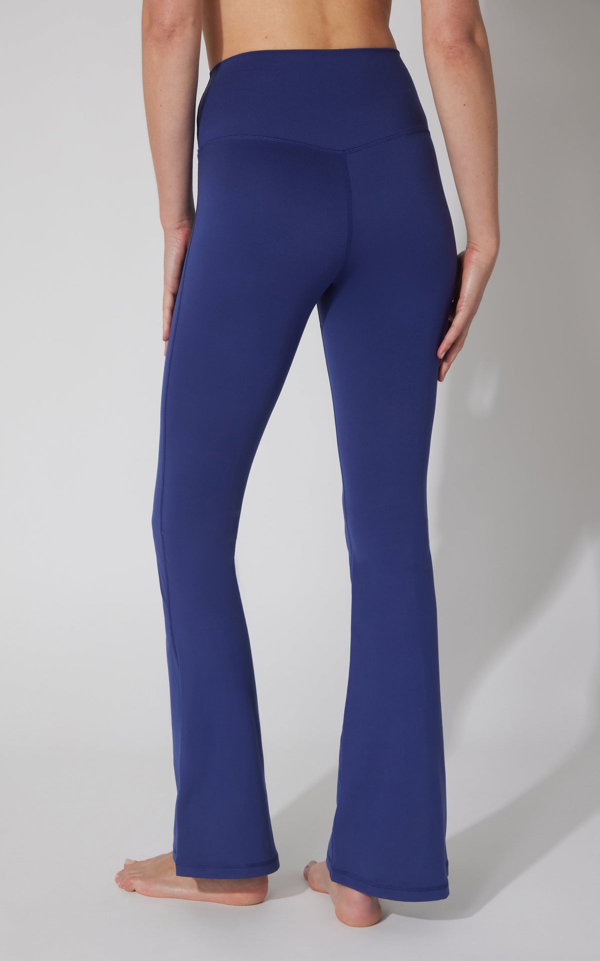 90 Degree by Reflex Lux Madison Crossover Elastic Free Waist 31 1/2 inch Flare Leg Pant
