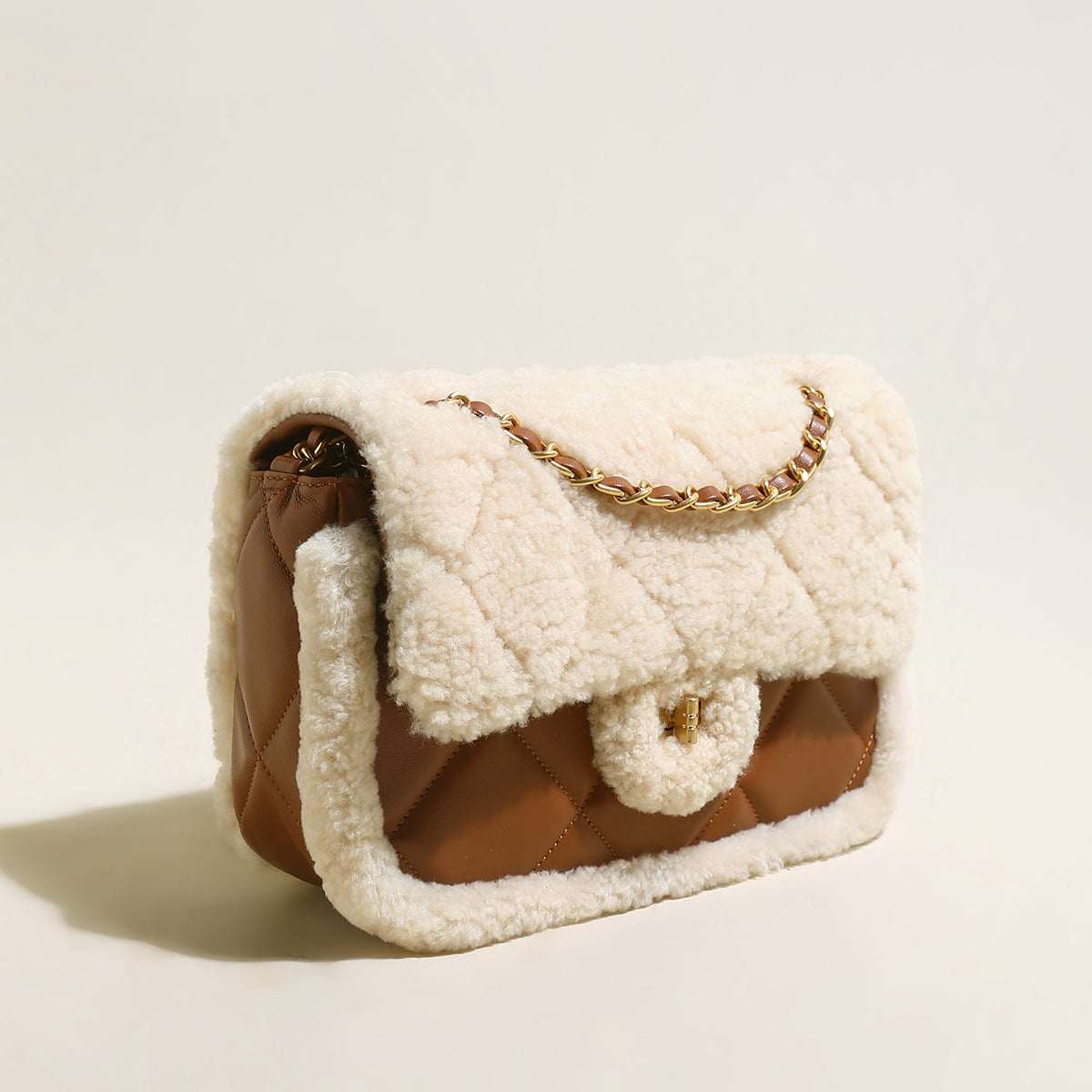 Winterthur Glam Shoulder Bag